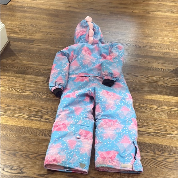 Colorful Kids' Snowsuit with Heart Accents - Picture 6 of 12